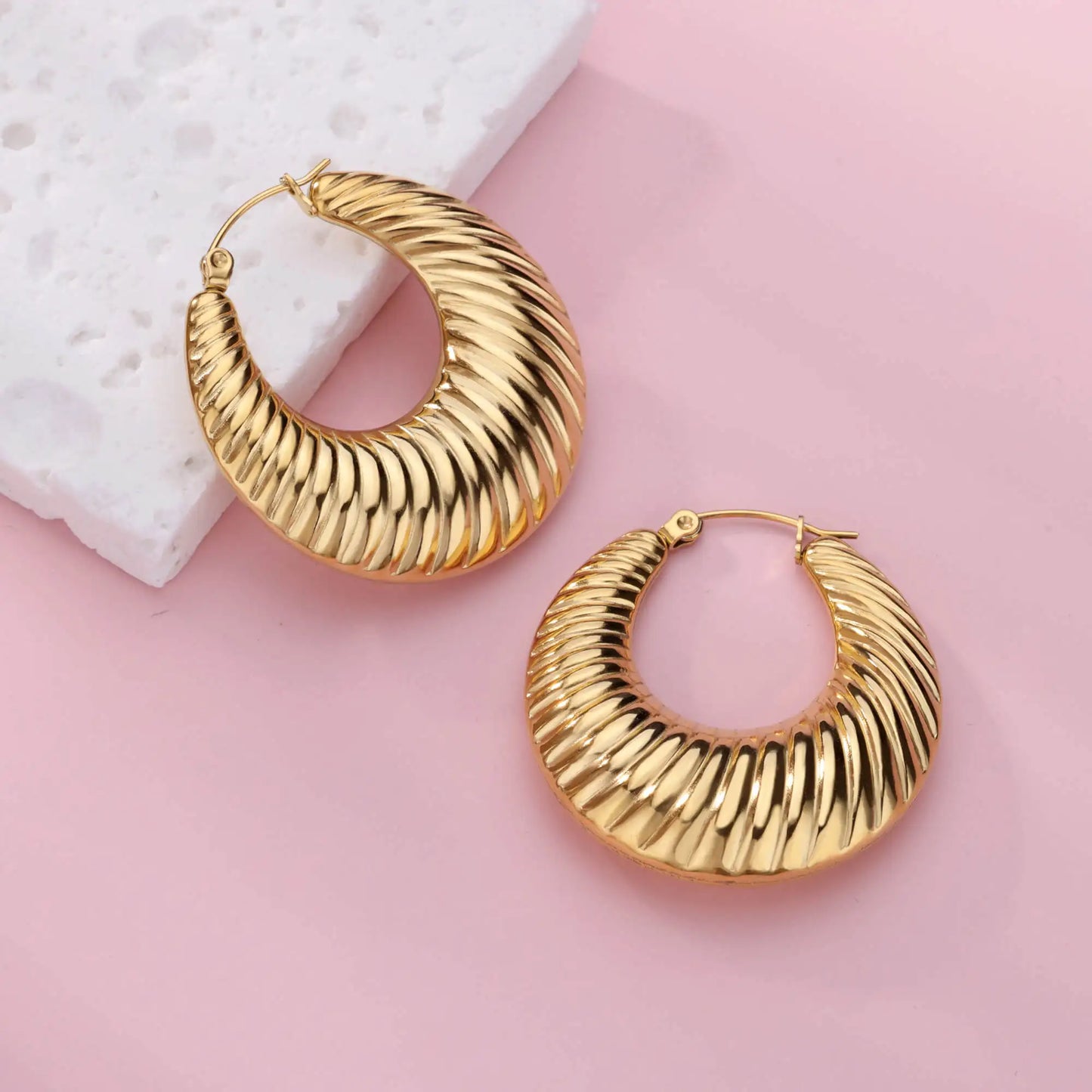 Spiral Hoops earrings lavixi shop trends 2024 2025  