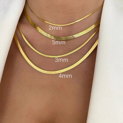 Minimalism necklace 18k gold plating lavixi shop trends 2024 2025