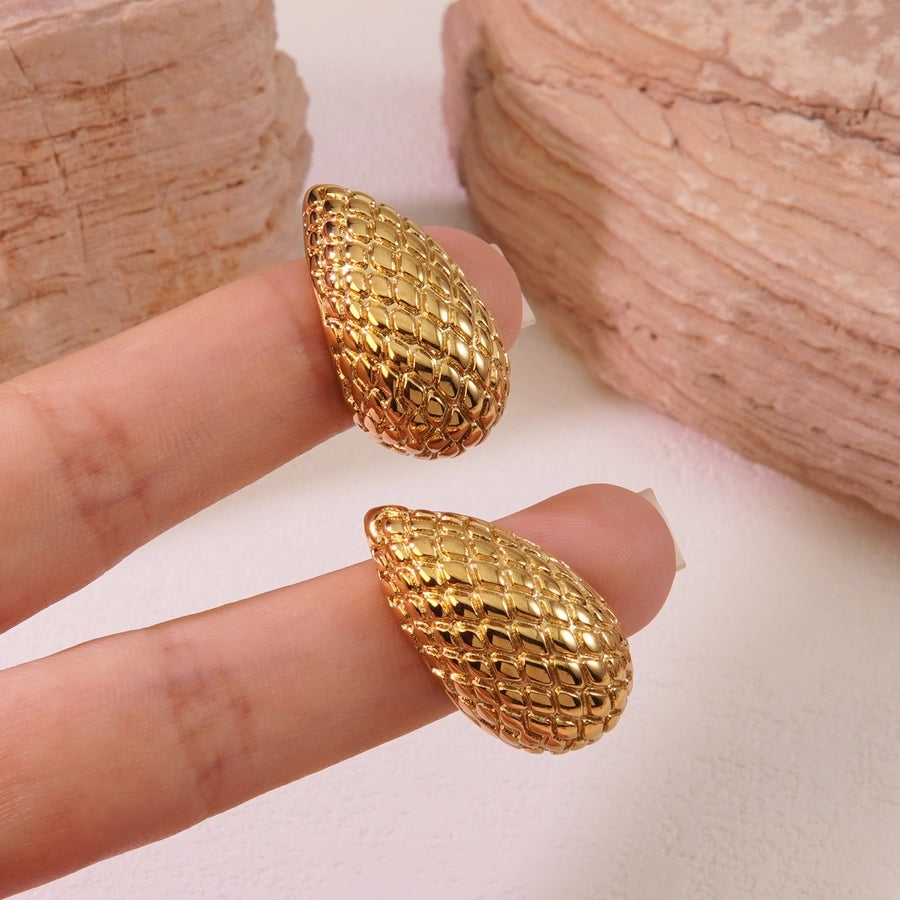 Lavixi Jewelry - Textured Gold Teardrop Earrings Set new fashion trends 2024 2025 